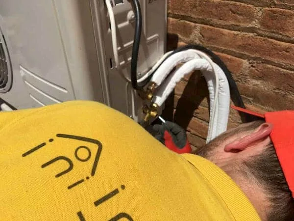 reformas integrales cocinas & baños les corts Barcelona innovalini #Aire acondicionado en el barrio de les corts, reforma integral cocina baño innovalini francis