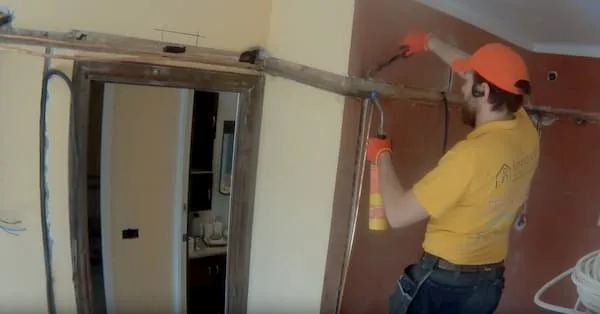 reformas integrales cocinas & baños les corts Barcelona innovalini #Calefaccion caldera en el barrio de les corts, reforma integral cocina baño innovalini francis