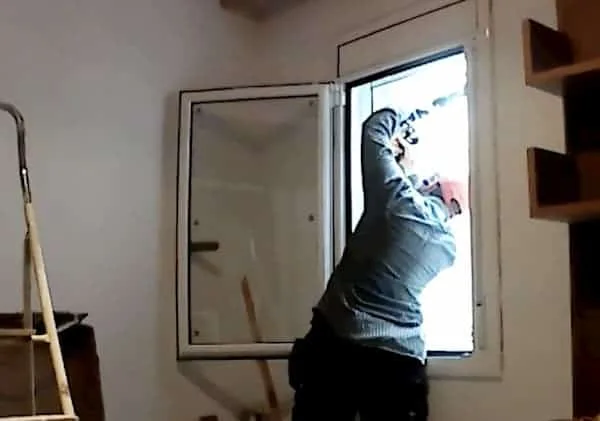 reformas integrales cocinas & baños les corts Barcelona innovalini #Ventanas de aluminio carpinteria en el barrio de les corts, reforma integral cocina baño innovalini francis